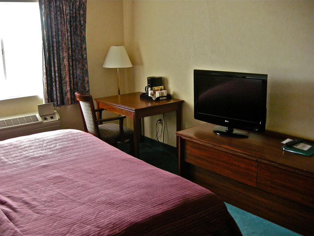 Quality Inn Bend Exterior photo