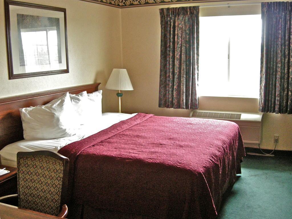 Quality Inn Bend Exterior photo